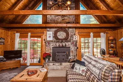Image de Piney Bear Cabin in Deep Creek Lake, Md - Dog Friendly