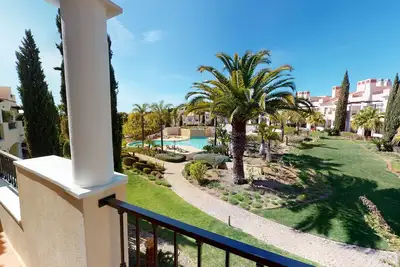 Image de Luxury Modern 2 bed Apartment in the Exclusive Palmyra Resort