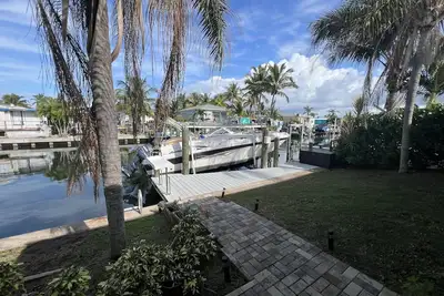 Image de Boater’s Paradise and Beach Seekers Oasis