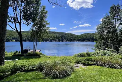 Image de Bord De L'Eau - Lac de L'Achigan, Saint-Hippolyte - Chalet De Luxe À Louer