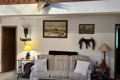 Image de Cozy Secluded Pocono house in Locust Lake with Community Amenities!