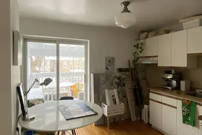 Image de Clean house in great neighbourhood!
