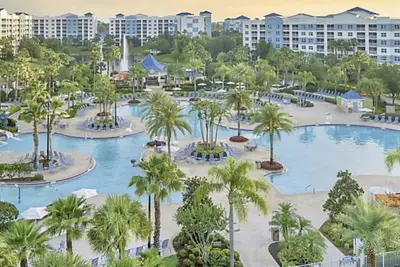 Image de Family friendly resort in Orlando close to theme parks! 2br/2-full Br sleeps 6.