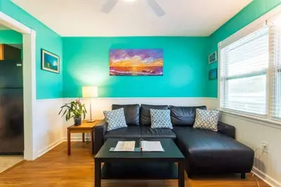 Image de Prime Location! Ohana Hale Gulfside A – 250 Ft to Beach & Bridge Street