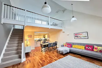 Image de Stunning, Chic 3-4 Bed House! 4 Storeys