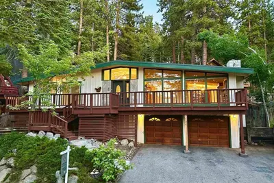 Image de Chalet Zephyr Cove house, next to Heavenly Ski Resort and lake