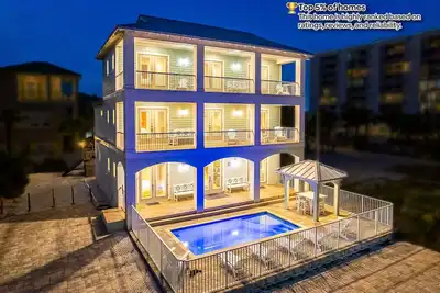 Image de Few steps across from beach, Gulf views, Saltwater pool