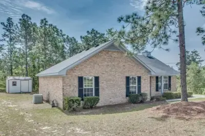 Image de Looking for a home to rent during the masters with a 15-25 minute commute.