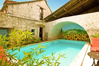 Image de Maison de luxe avec vue sublime et piscine privé