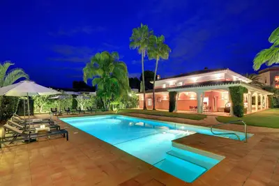 Image de A stunning, luxurious Marbella property​