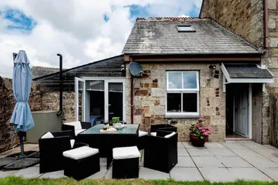 Image de Idyllic 3 bedroom property with private patio and enclosed garden