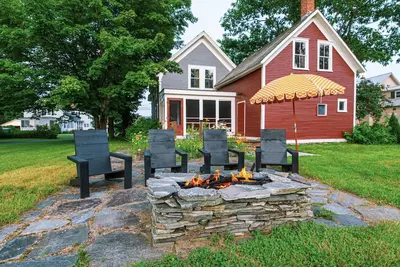 Image de Charming Chester Farmhouse – peaceful and close to everything!