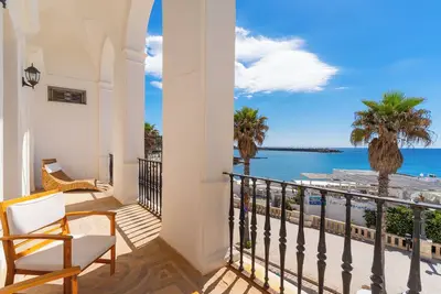 Image de Villa 'Ramirez' avec vue sur la mer, jardin partagé