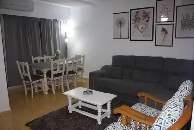 Image de Appartement familial à 300 mètres de la plage.