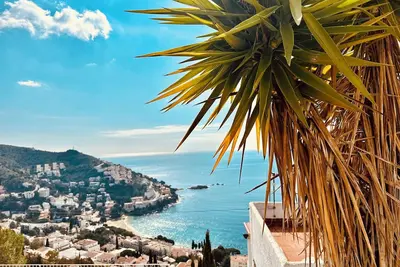 Image de 5057 - Casa Bramer 27 Merveilleuse Vue Panoramique À Canyelles Petites Avec Parking Et Piscine Communautaire.