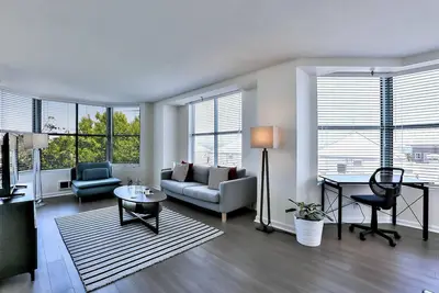 Image de Amazing South Beach 1br w/ Pool, Gym, Tennis & Sauna, by Blueground