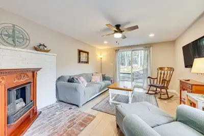 Image de Tranquil Ogunquit Condo: Walk to Beach & Marina!