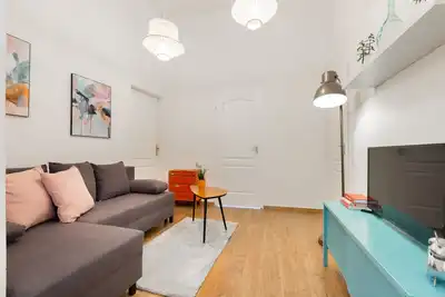 Image de Historic Charm in the Heart of Budapest: 4-Bedroom Classic Home