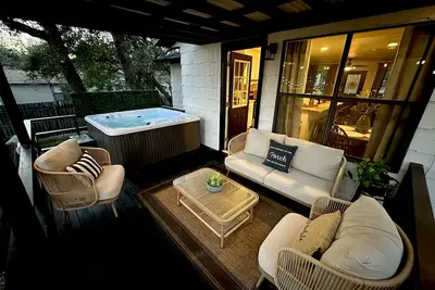 Image de Tx Hill Country- Canyon Lake 🦮Friendly, Casita🏡🏡, Hot Tub. 10 guest