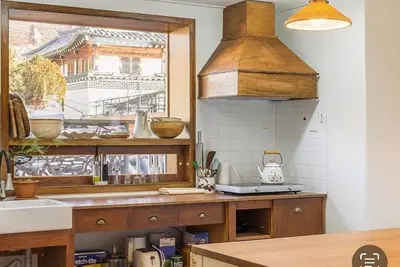 Image de Cosy Modern 2-Room apartment in Seoul Centre - Bukchon Traditional Village