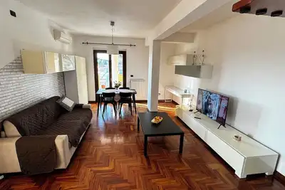 Image de Evaguesthouse, familyfriendly bilevel with a large terrace, 10 minutes from Rome