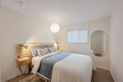 Image de Bright suite in Vibrant Fernwood