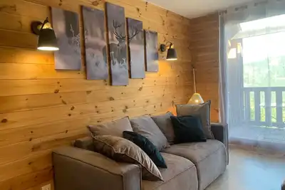 Image de Charmant studio rénové pour 4 pers. avec grand balcon, proche télécabine à Pra Loup 1500