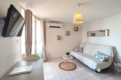 Image de Studio cabine, vue mer, centre Valras plage, proximité commerces, animations