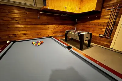 Image de Refined Home w/Game Room & Large Lounge