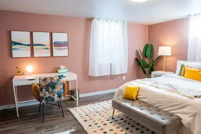 Image de West Denver Retreat