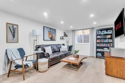 Image de Bright 2-Bedroom Apartment