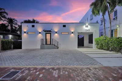 Image de Modern Villa 1 in Miami close to Brickell, Wynwood, near everything