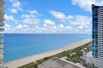 Image de Monthly Rental! Corner Unit @Akoya. New 2025 Pool & right on Beach! Amenities+