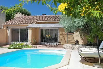 Image de Maison avec sa piscine uniquement pour vous! Aillan Hervé
