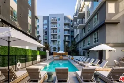 Image de Dtla Luxury Condo with Pool, Gym, Work Pods & Conference Room
