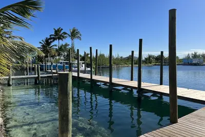 Big Yellow House with Dock on Deep Water Canal and Dock Power Available