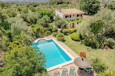 Image de Villa Can Camarroja with private pool