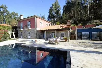 Image de Superb Ponte de Lima Villa | 4 Bedrooms | Villa Borral | Stunning Countryside Views | Infinity Pool