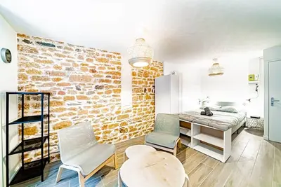 Image de Le petit Colbert-Studio cosy-Croix Rousse