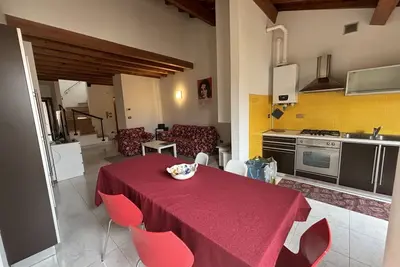 Veronetta 52 - Verona Journeys