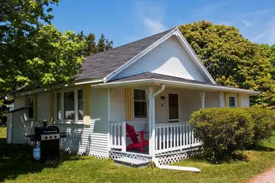 Image de Bayside Cottages-3-bedroom waterview-new renovations