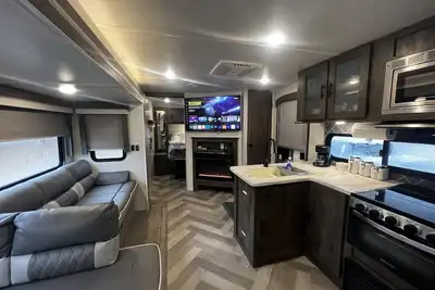 Image de All You Need Rv Dream Suite