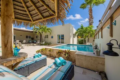 Image de 3br 2ba Near Eagle Beach w/ Private Pool