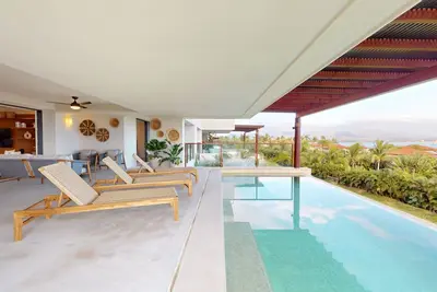 Image de New Luxury Unit at El Encanto  Ocean View Retreat, Private Pool, Golf Cart.