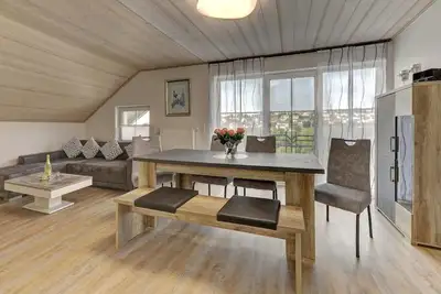 Image de Ferienwohnung DachgeschoĂź mit 3 Balkonen