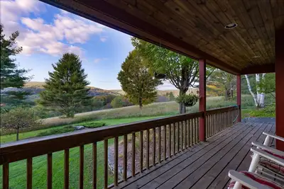 Image de Game Room\/Bar, Sleeps 14 | Mountain View Estate