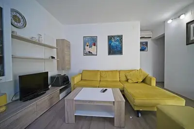 Image de Appartement de deux chambres avec la terrasse Postira, Brac (A-22158-a)