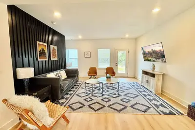 Image de NewConstruction3beds2. 5bathsBetweenBNA/DowntownPublicTransportation