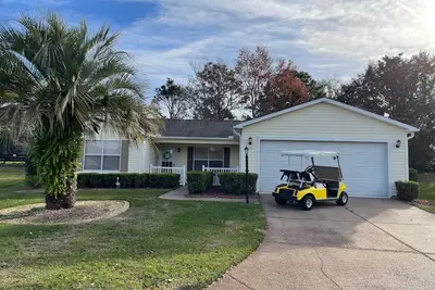 Image de Chic Golf Cart Retreat in The Villages - Rio Ponderosa Haven, Private Oasis!