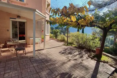 Image de Bas de Villa T3 - Proche Toulon, Au calme, avec Vue panoramique